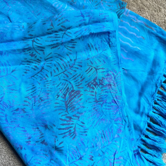 Large Wrap - Picture 2 of 5